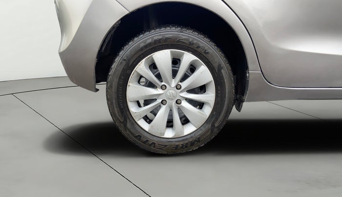 2017 Maruti Baleno DELTA PETROL 1.2, Petrol, Manual, 68,470 km, Right Rear Wheel