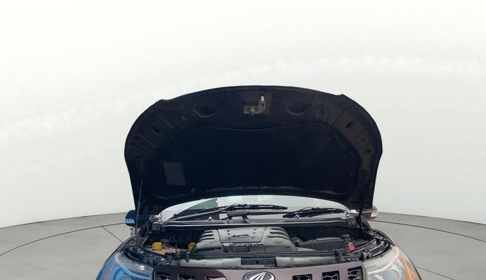 2014 Mahindra XUV500 W8, Diesel, Manual, 83,252 km, Open Bonet