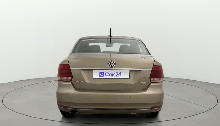 2016 Volkswagen Vento COMFORTLINE 1.2 TSI AT, Petrol, Automatic, 1,18,221 km, Back/Rear