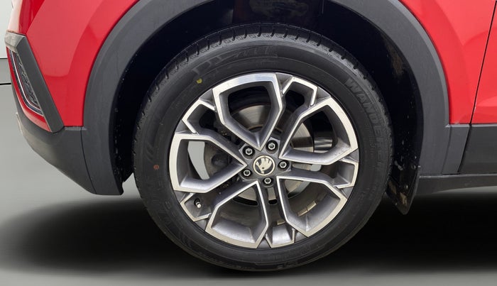 2021 Skoda KUSHAQ STYLE 1.0L TSI MT, Petrol, Manual, 26,831 km, Left Front Wheel