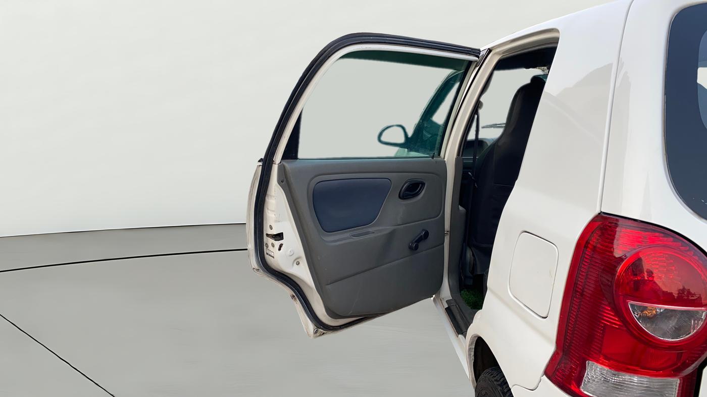 2014 Maruti Alto K10 VXI, Petrol, Manual, 69,702 km, LHS Rear Door