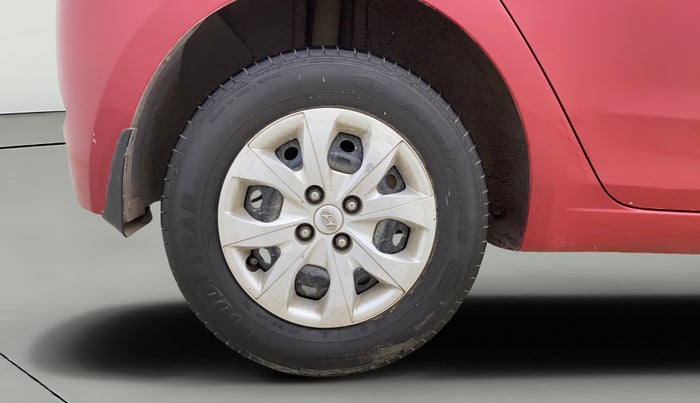 2016 Hyundai Elite i20 MAGNA 1.2, Petrol, Manual, 86,653 km, Right Rear Wheel