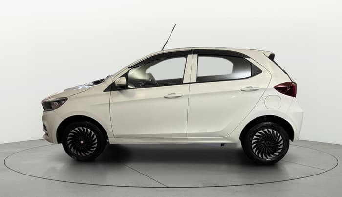 2022 Tata Tiago XT CNG, CNG, Manual, 56,191 km, Left Side