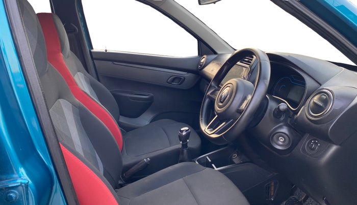 2022 Renault Kwid RXT 1.0, Petrol, Manual, 7,371 km, Right Side Front Door Cabin