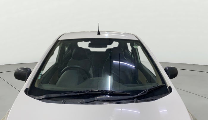 2013 Hyundai Eon MAGNA +, Petrol, Manual, 73,242 km, Front Windshield