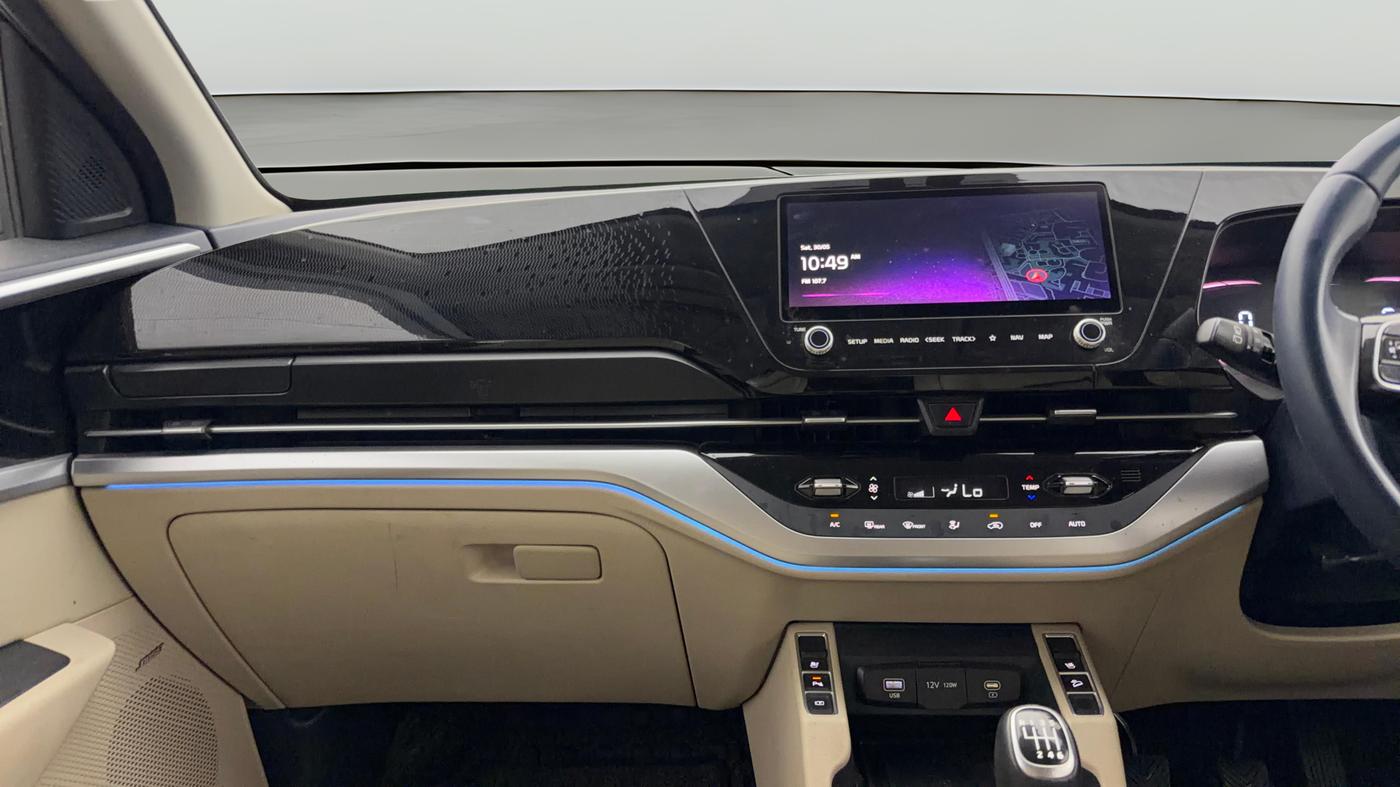 2022 KIA CARENS LUXURY PLUS 1.4 PETROL 7 STR, Petrol, Manual, 78,921 km, Air Conditioner