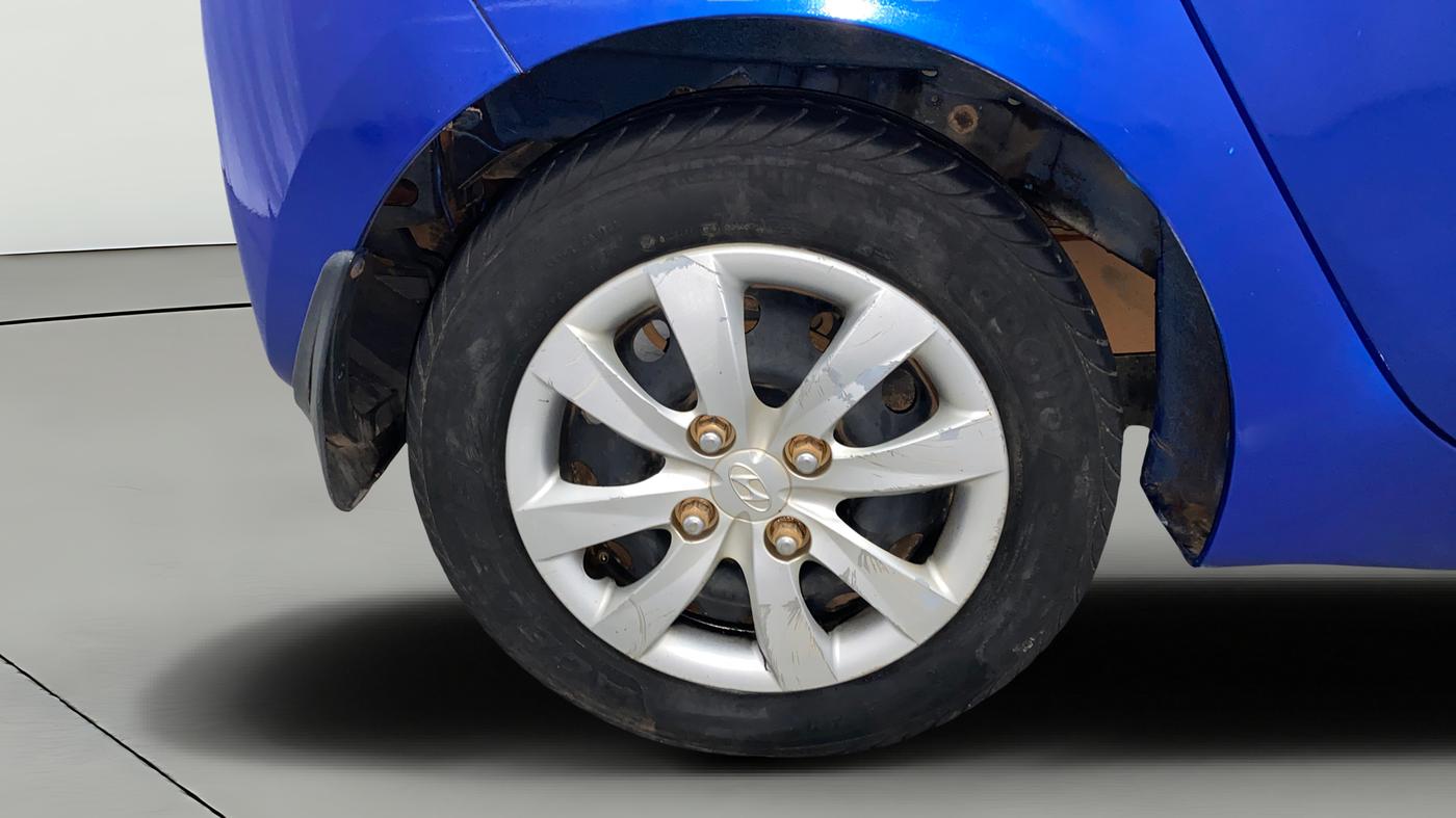 2013 Hyundai Eon MAGNA +, Petrol, Manual, 43,476 km, Right Rear Wheel