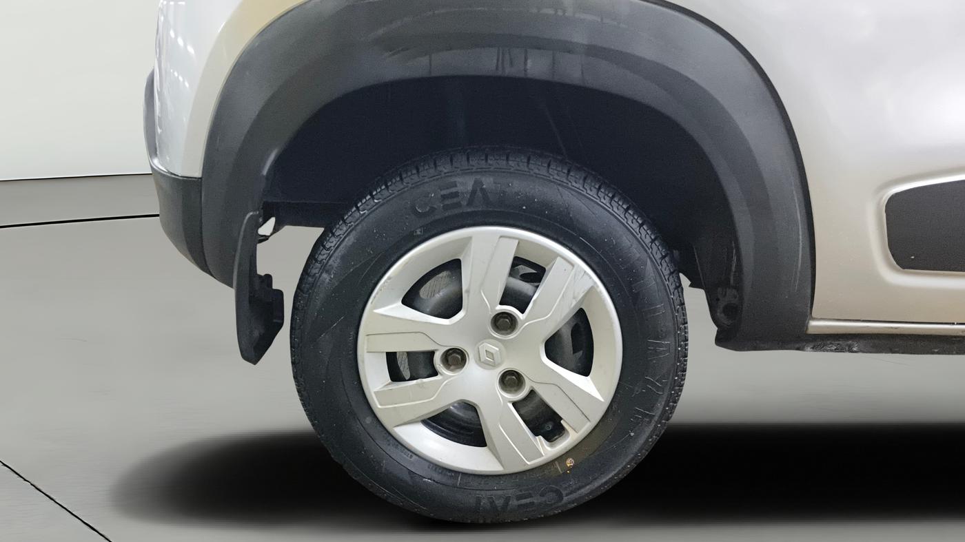 2016 Renault Kwid RXT 0.8, Petrol, Manual, 33,430 km, Right Rear Wheel