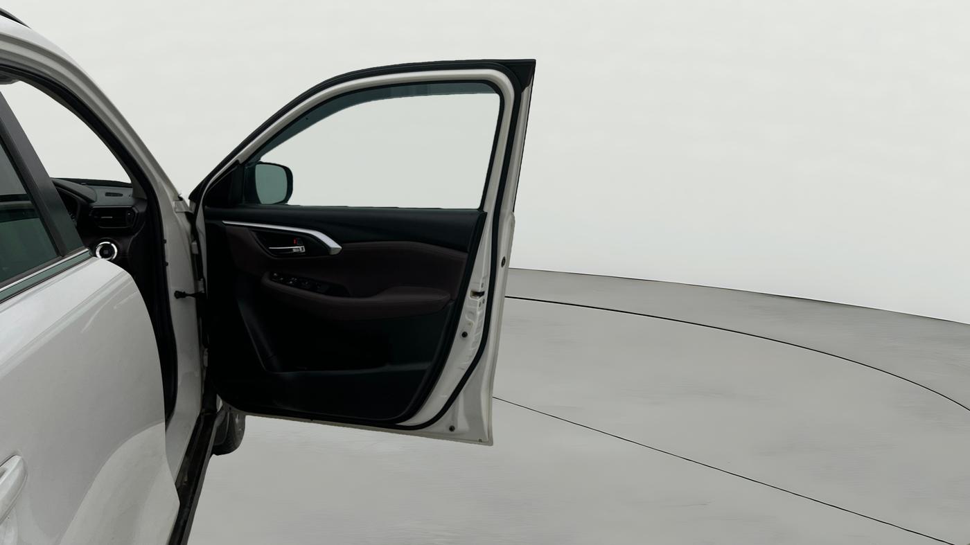 2022 Maruti Grand Vitara ALPHA SMART HYBRID AT, Petrol, Automatic, 33,060 km, RHS Front Door