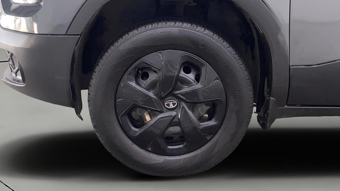 2022 Tata PUNCH PURE MT, Petrol, Manual, 18,807 km, Left Front Wheel