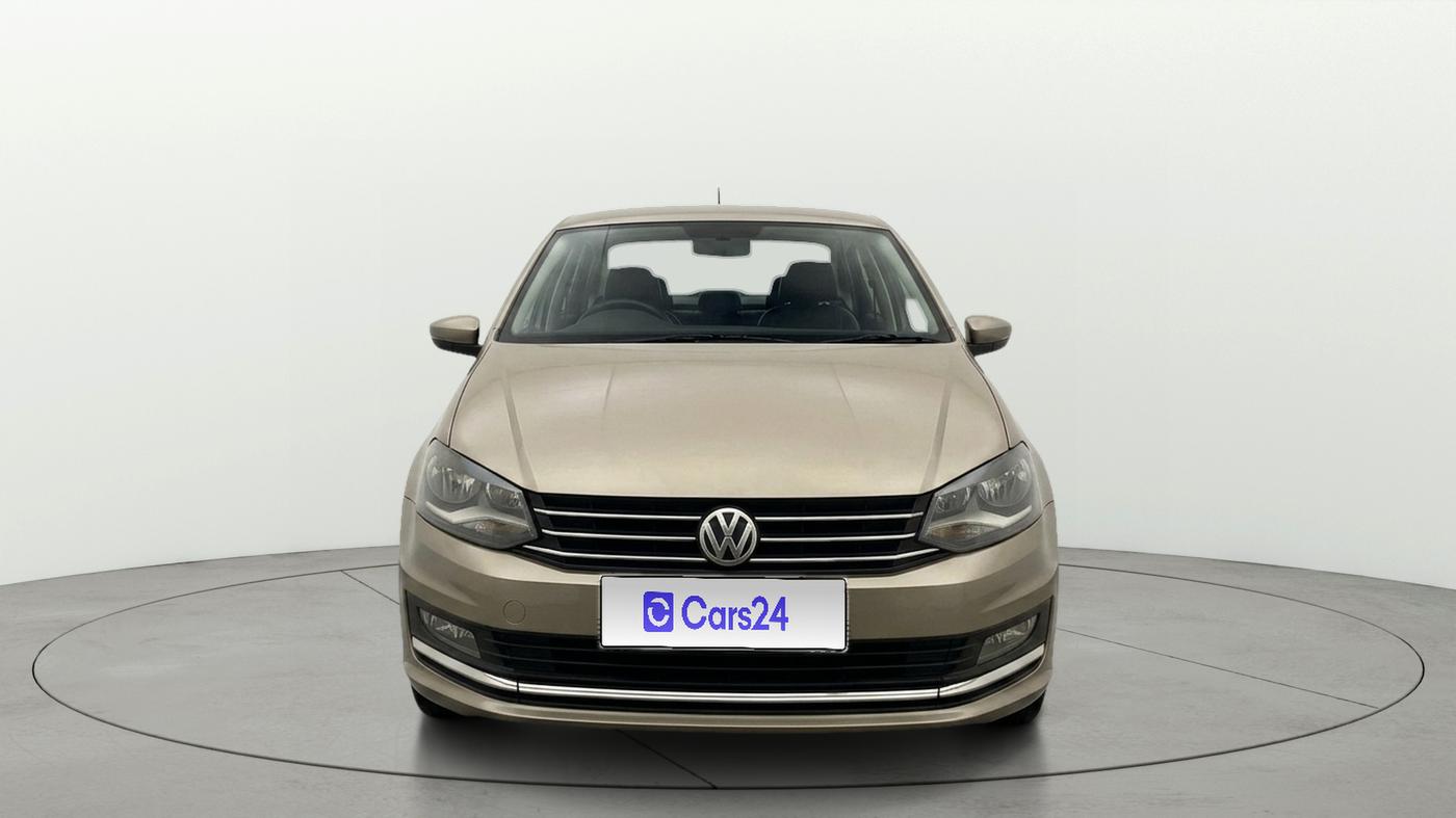2015 Volkswagen Vento HIGHLINE 1.6 MPI, Petrol, Manual, 67,135 km, Front