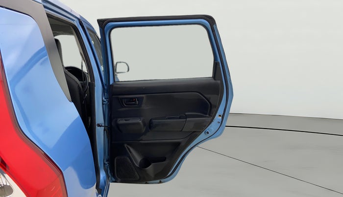 2022 Maruti New Wagon-R LXI CNG 1.0, CNG, Manual, 31,288 km, RHS Rear Door