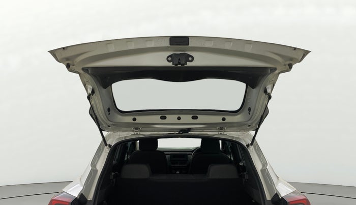 2024 Renault Kiger RXE MT, Petrol, Manual, 677 km, Boot Door Open