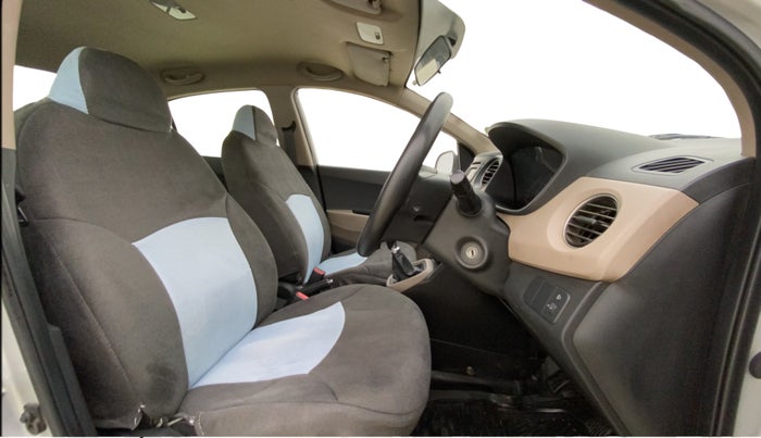 2015 Hyundai Xcent S 1.2, Petrol, Manual, 91,501 km, Right Side Front Door Cabin