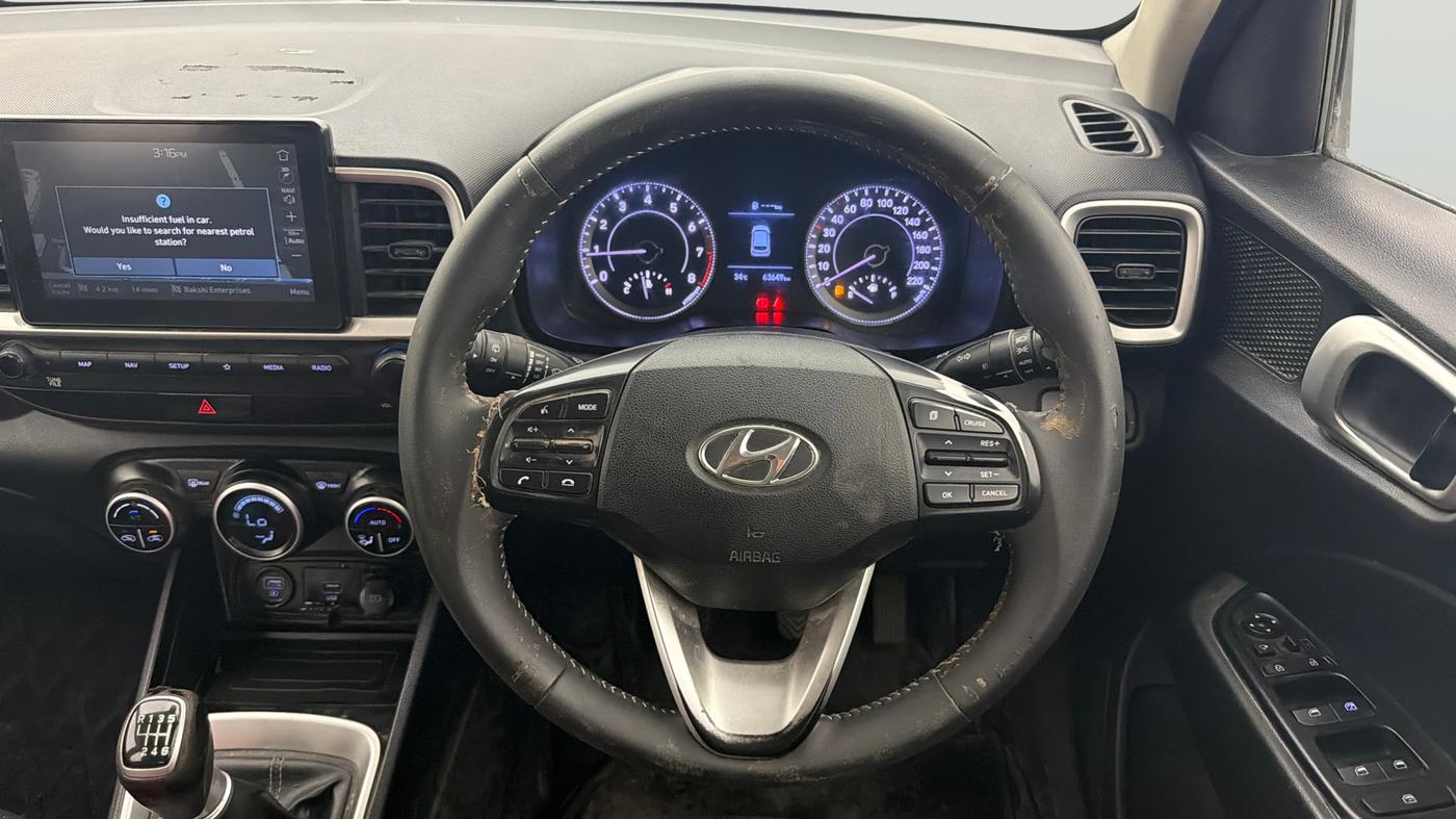 2019 Hyundai VENUE SX 1.0 (O) TURBO, Petrol, Manual, 63,644 km, Steering Wheel Close Up