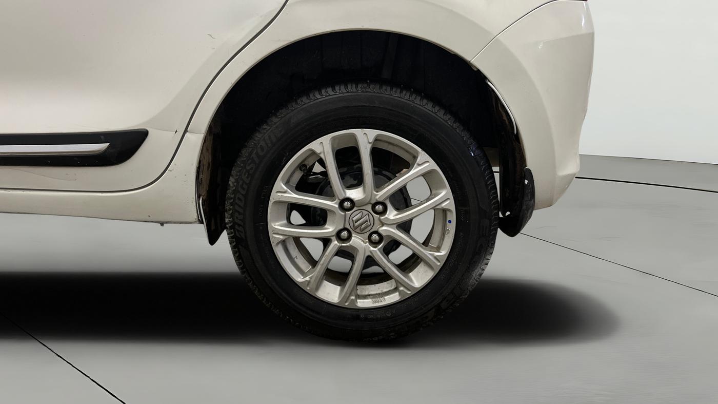2022 Maruti Swift ZXI AMT, Petrol, Automatic, 39,752 km, Left Rear Wheel