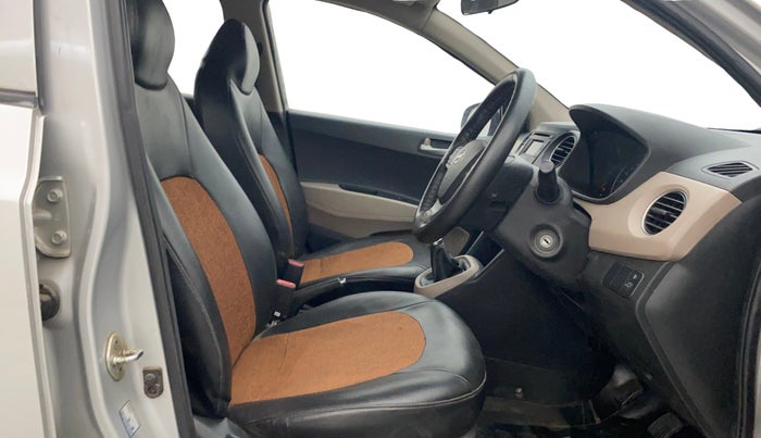 2015 Hyundai Grand i10 SPORTZ 1.2 KAPPA VTVT, Petrol, Manual, 71,729 km, Right Side Front Door Cabin