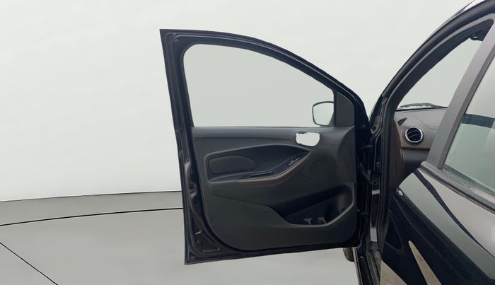 2018 Ford FREESTYLE TITANIUM 1.2 PETROL, Petrol, Manual, 74,993 km, LHS Front Door