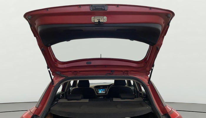 2015 Hyundai Elite i20 ASTA 1.2, Petrol, Manual, 85,226 km, Boot Door Open