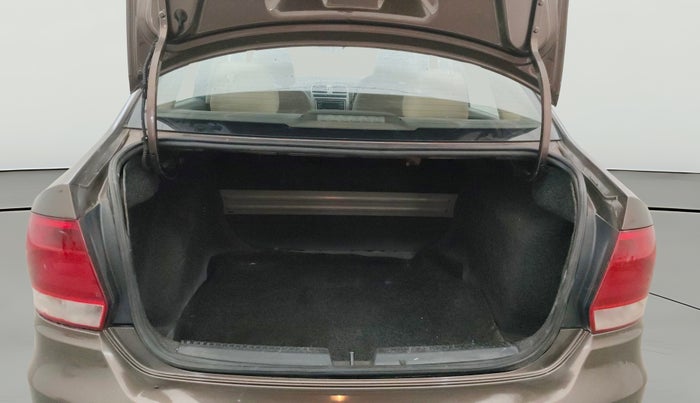 2015 Volkswagen Vento HIGHLINE 1.5 AT, Diesel, Automatic, 1,09,859 km, Boot Open Zoomed View