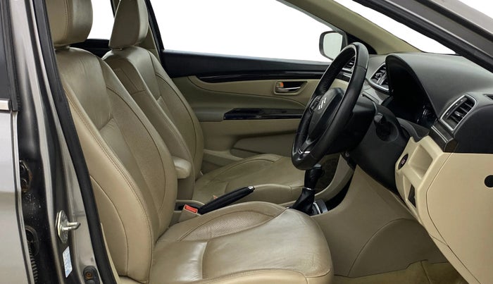 2018 Maruti Ciaz ALPHA  AT 1.4  PETROL, Petrol, Automatic, 59,579 km, Right Side Front Door Cabin