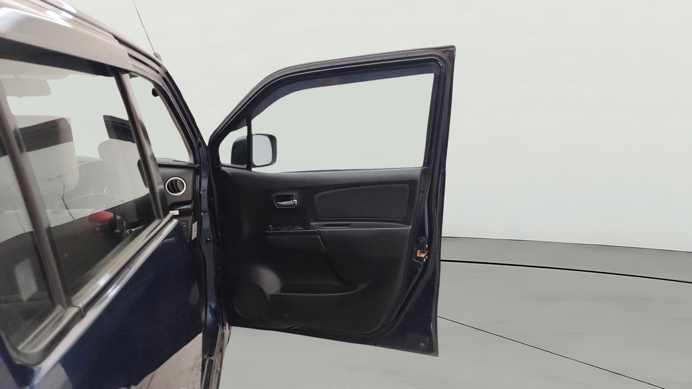 2015 Maruti Wagon R Stingray VXI, Petrol, Manual, 65,677 km, RHS Front Door
