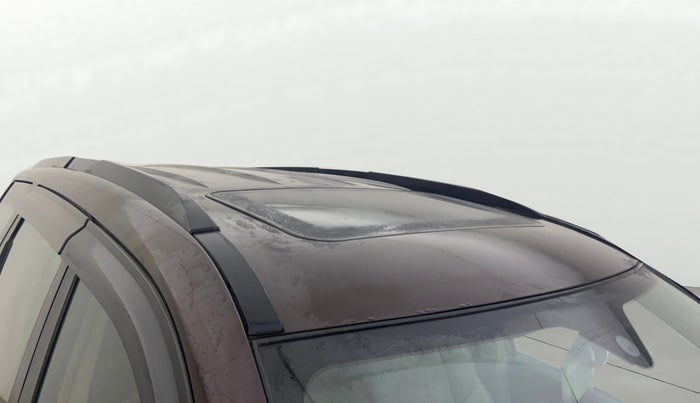 2015 Mahindra XUV500 W10, Diesel, Manual, 77,461 km, Roof