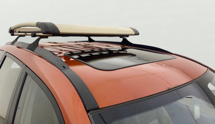 2017 Mahindra XUV500 W10, Diesel, Manual, 99,576 km, Roof