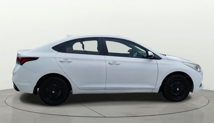2018 Hyundai Verna 1.4 E CRDI, Diesel, Manual, 1,37,484 km, Right Side View