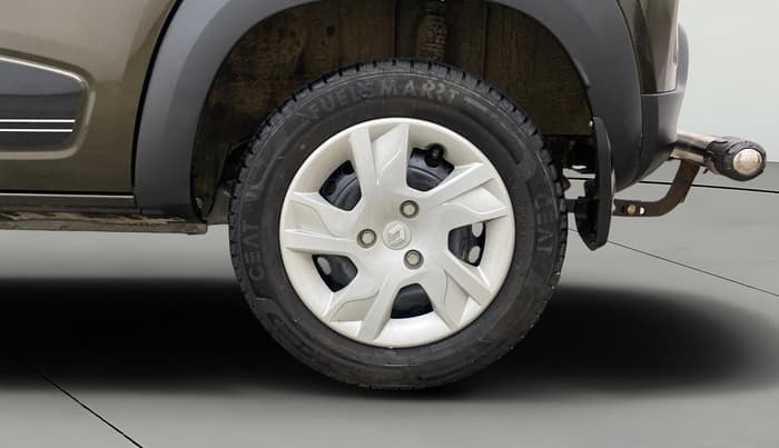2024 Renault Kwid RXT 1.0, Petrol, Manual, 2,605 km, Left Rear Wheel