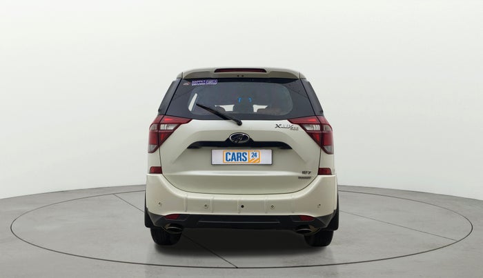 2020 Mahindra XUV500 W7 AT, Diesel, Automatic, 73,825 km, Back/Rear