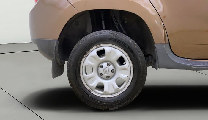 2013 Renault Duster 85 PS RXE DIESEL, Diesel, Manual, 1,00,493 km, Right Rear Wheel