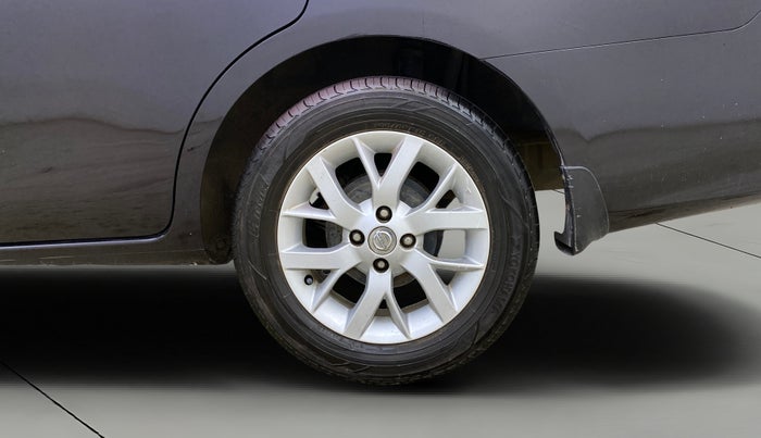 2017 Nissan Sunny XV CVT, Petrol, Automatic, 73,447 km, Left Rear Wheel