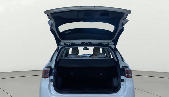 2019 Jeep Compass LIMITED PLUS PETROL AT, Petrol, Automatic, 70,805 km, Boot Door Open