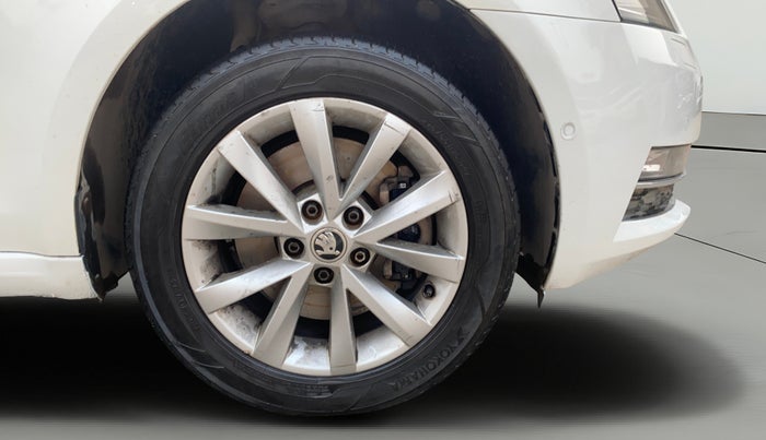 2018 Skoda Octavia L&K 1.8 TSI AT, Petrol, Automatic, 52,736 km, Right Front Wheel