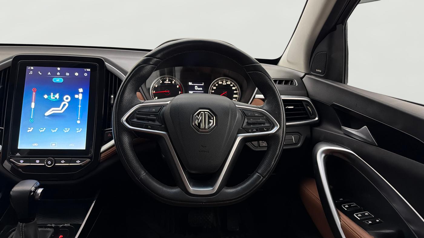 2021 MG HECTOR PLUS SMART 1.5 PETROL TURBO DCT 6-STR, Petrol, Automatic, 82,410 km, Steering Wheel Close Up