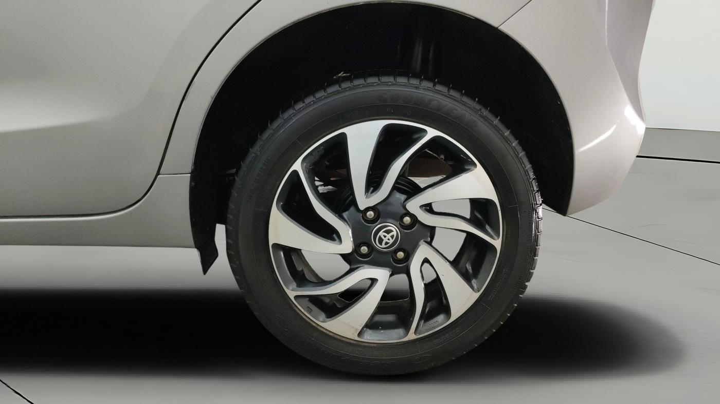 2020 Toyota Glanza V CVT, Petrol, Automatic, 70,863 km, Left Rear Wheel