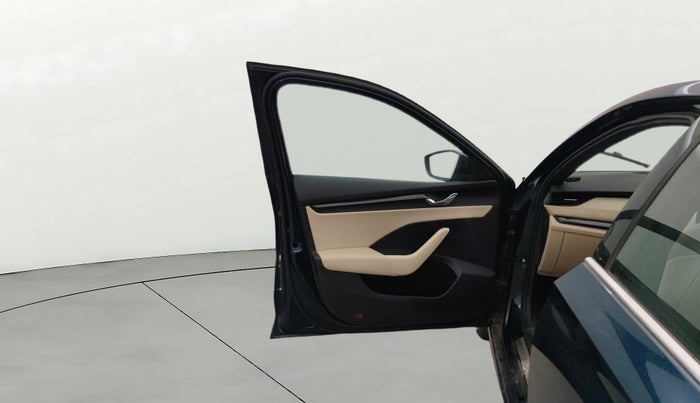 2023 Skoda Octavia L&K 2.0 AT, Petrol, Automatic, 41,459 km, LHS Front Door