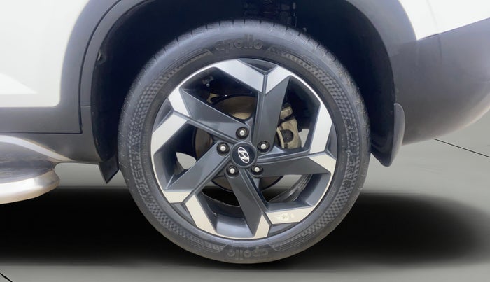 2022 Hyundai ALCAZAR PLATINUM 2.0 MT 7STR, Petrol, Manual, 49,667 km, Left Rear Wheel