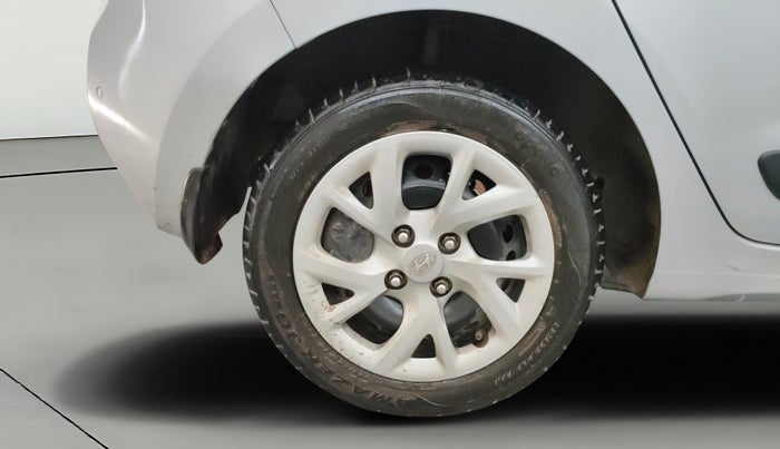 2019 Hyundai Grand i10 SPORTZ 1.2 KAPPA VTVT, Petrol, Manual, 51,800 km, Right Rear Wheel