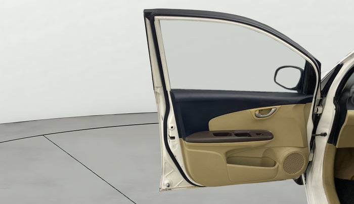 2014 Honda Brio V MT, Petrol, Manual, 85,790 km, LHS Front Door