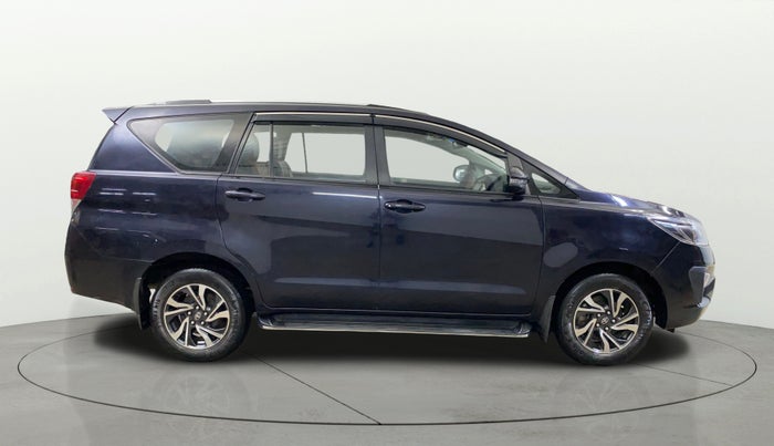 2021 Toyota Innova Crysta 2.7 GX AT 7 STR, Petrol, Automatic, 42,784 km, Right Side View