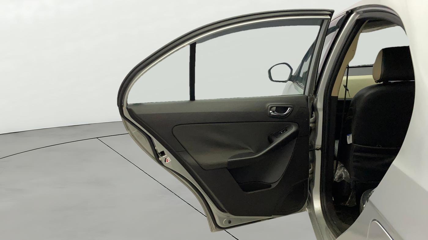 2016 Tata Zest XT PETROL, Petrol, Manual, 32,441 km, LHS Rear Door