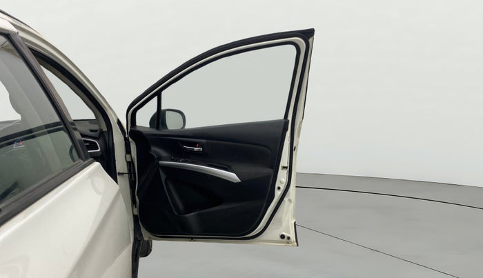 2021 Maruti S Cross ZETA 1.5, Petrol, Manual, 80,803 km, RHS Front Door