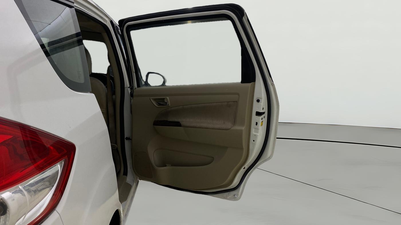 2015 Maruti Ertiga VDI, Diesel, Manual, 82,454 km, RHS Rear Door