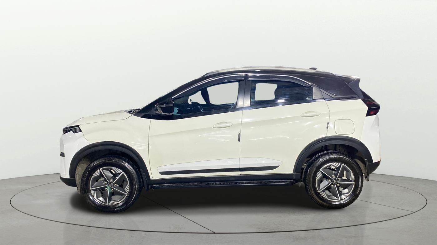 2023 Tata NEXON CREATIVE+ DCA 1.2 PETROL, Petrol, Automatic, 8,456 km, Left Side