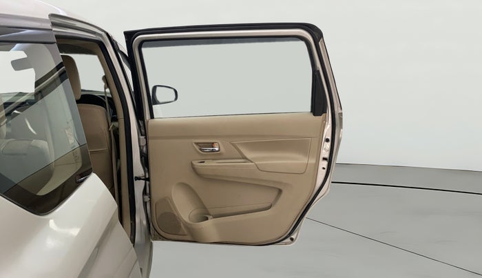 2020 Maruti Ertiga VXI CNG, CNG, Manual, 58,471 km, RHS Rear Door