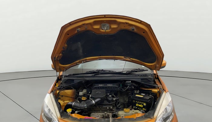 2016 Tata Tiago XT PETROL, Petrol, Manual, 83,954 km, Open Bonet