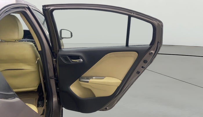 2015 Honda City 1.5L I-VTEC V MT, Petrol, Manual, 1,17,265 km, RHS Rear Door