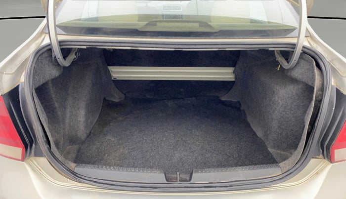 2014 Volkswagen Vento HIGHLINE DIESEL 1.6, Diesel, Manual, 12,300 km, Boot Open Zoomed View